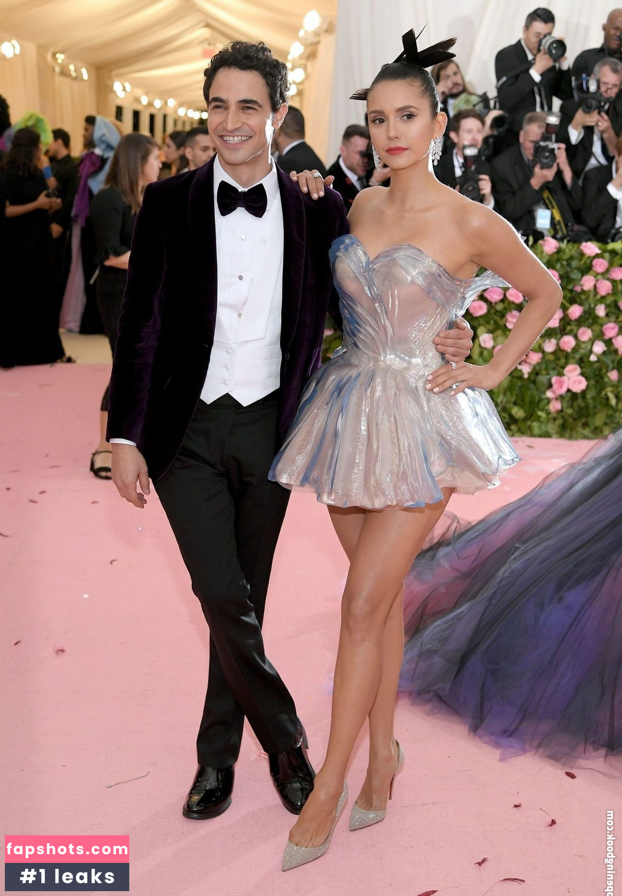 Nina Dobrev gallery photo #1689