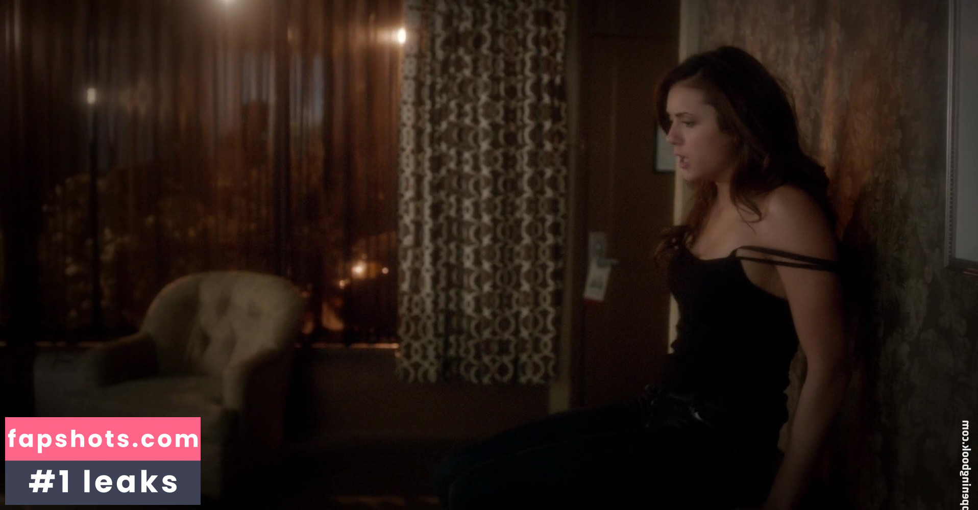 Nina Dobrev gallery photo #1733