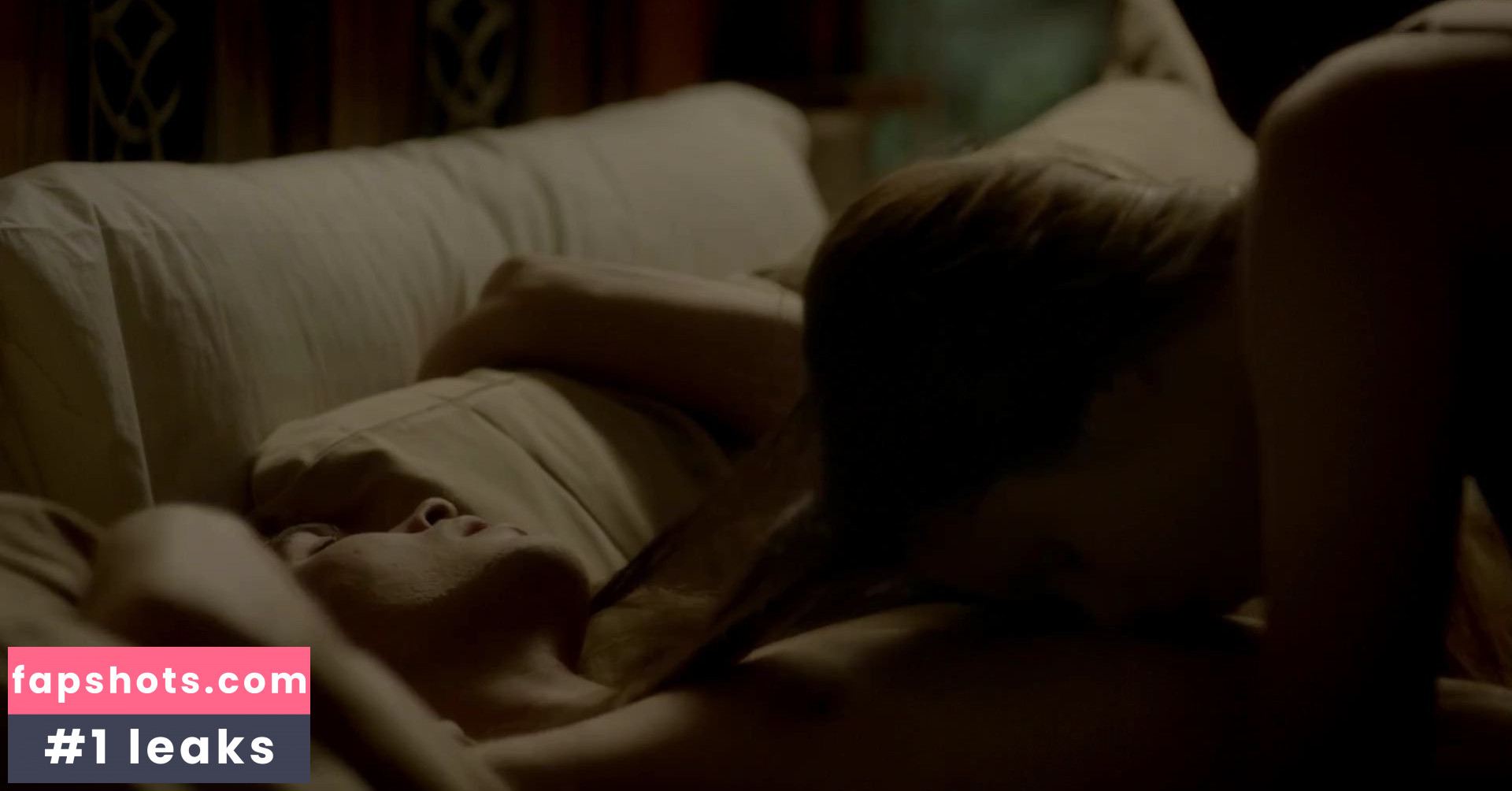 Nina Dobrev gallery photo #1740