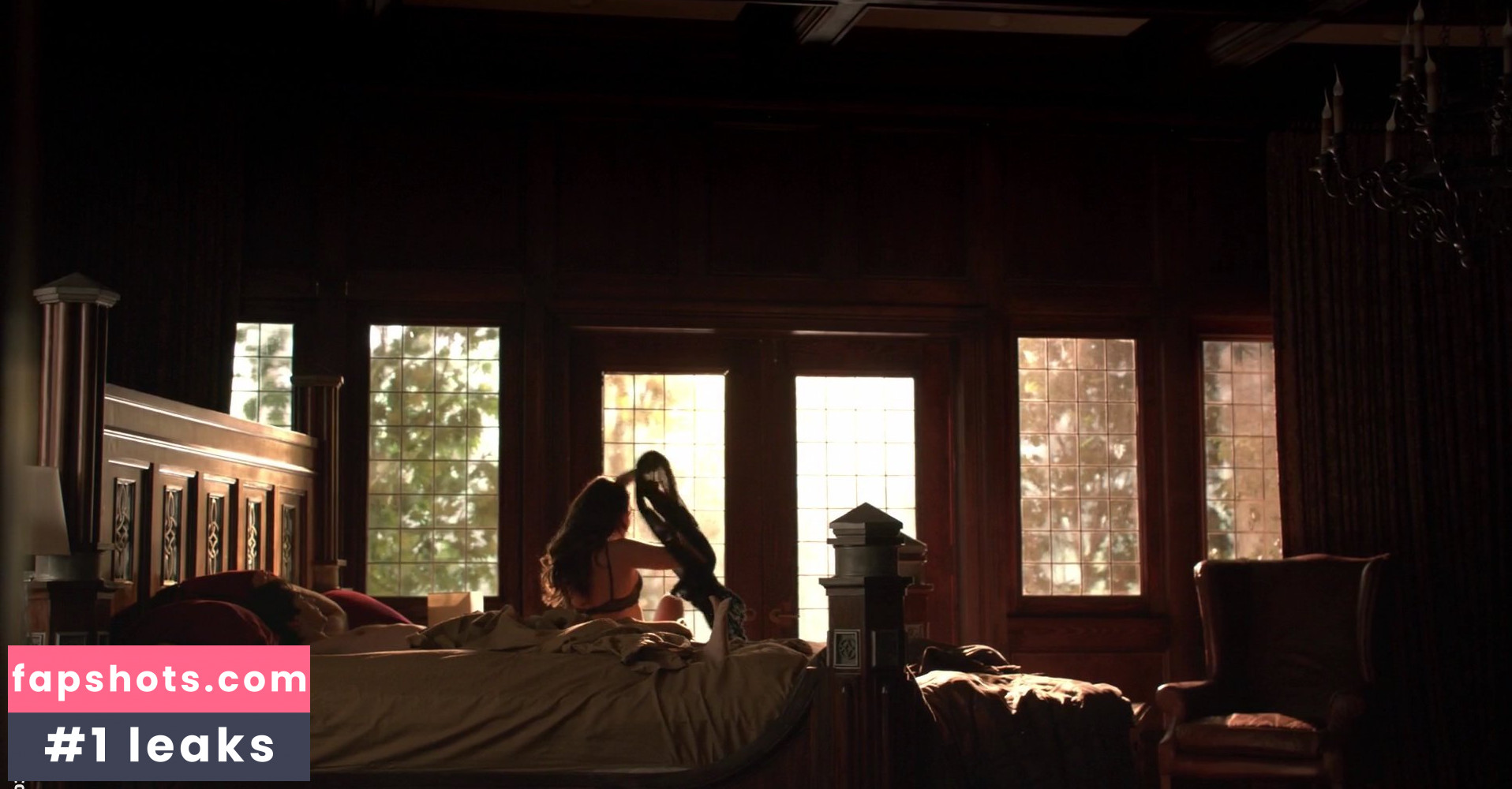 Nina Dobrev gallery photo #1744