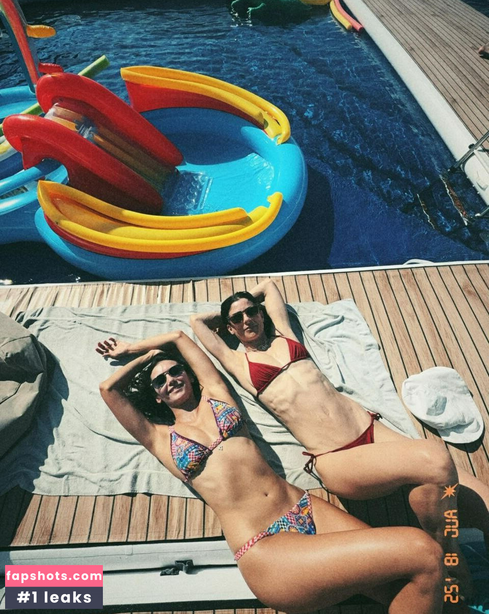 Nina Dobrev gallery photo #176