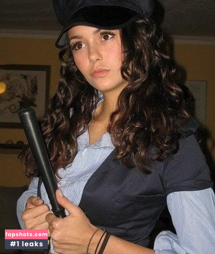 Nina Dobrev gallery photo #1810