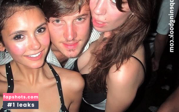 Nina Dobrev gallery photo #1877