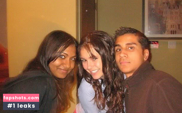 Nina Dobrev gallery photo #1881