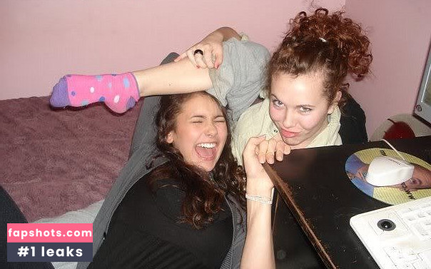 Nina Dobrev gallery photo #1924