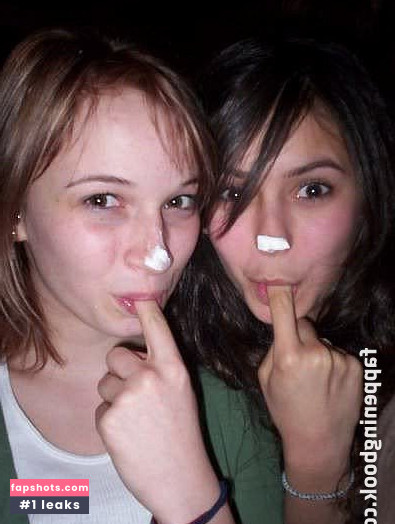 Nina Dobrev gallery photo #1931