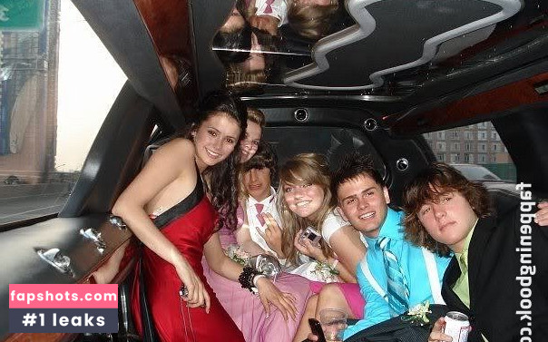 Nina Dobrev gallery photo #1938