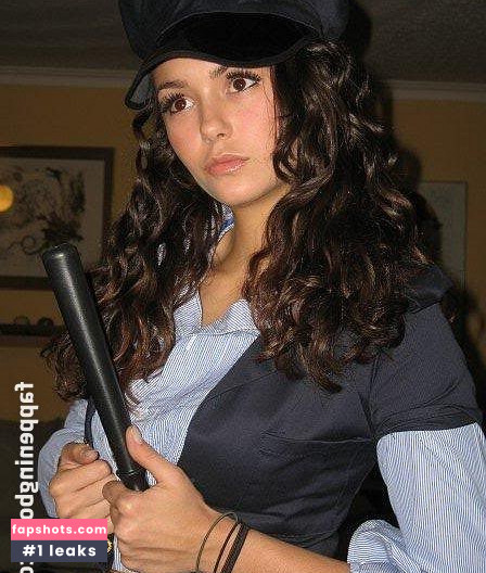 Nina Dobrev gallery photo #1940