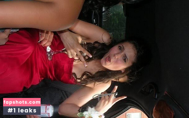 Nina Dobrev gallery photo #1975