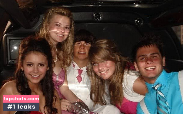 Nina Dobrev gallery photo #1976