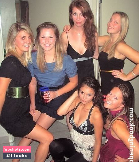 Nina Dobrev gallery photo #1980