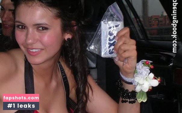 Nina Dobrev gallery photo #1981