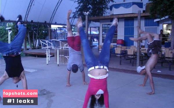 Nina Dobrev gallery photo #1986