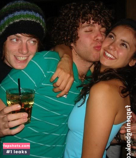 Nina Dobrev gallery photo #2005