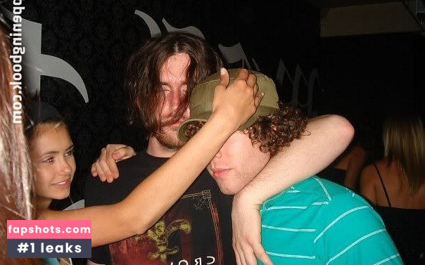 Nina Dobrev gallery photo #2008