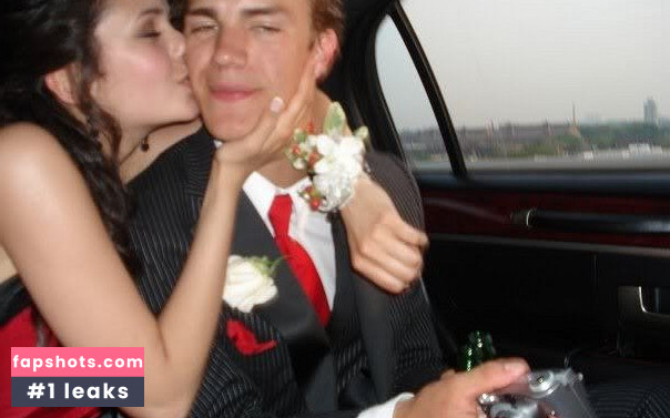 Nina Dobrev gallery photo #2011