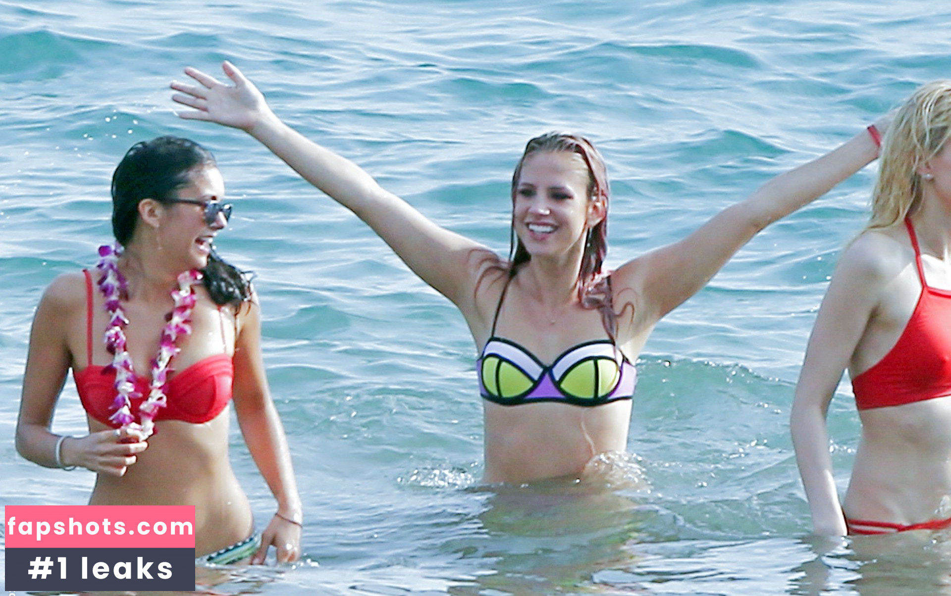 Nina Dobrev gallery photo #2038