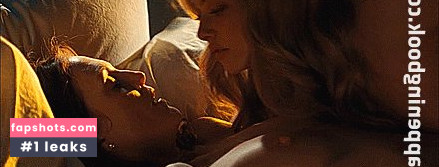 Nina Dobrev gallery photo #2067