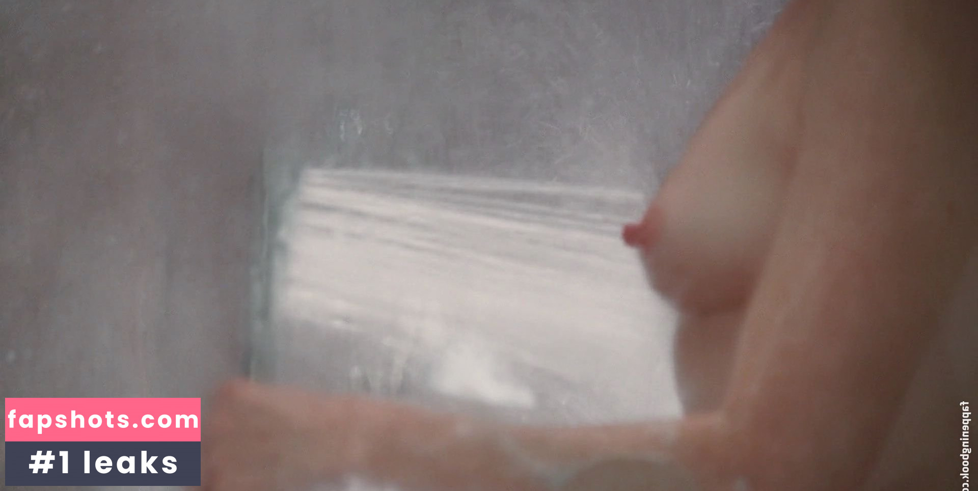 Nina Dobrev gallery photo #2074