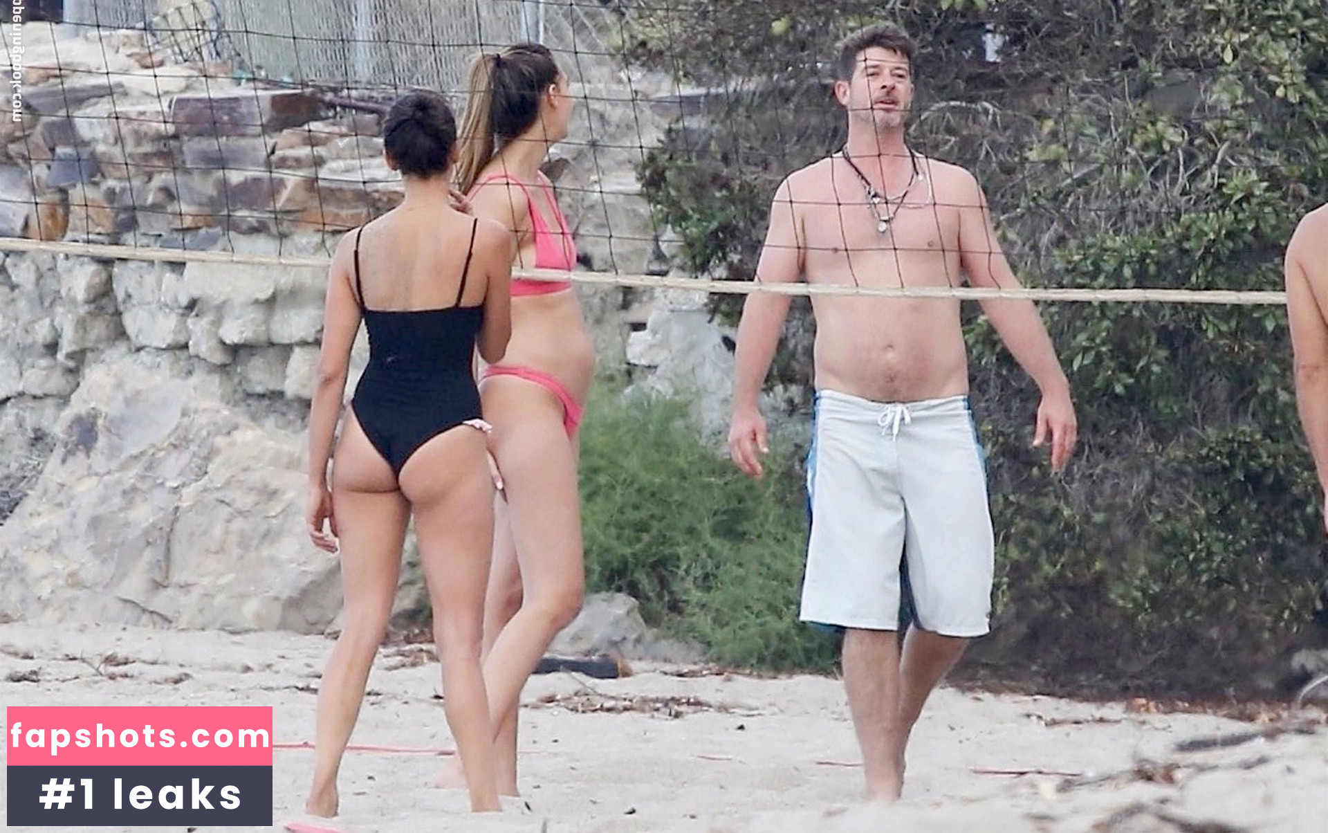 Nina Dobrev gallery photo #2315