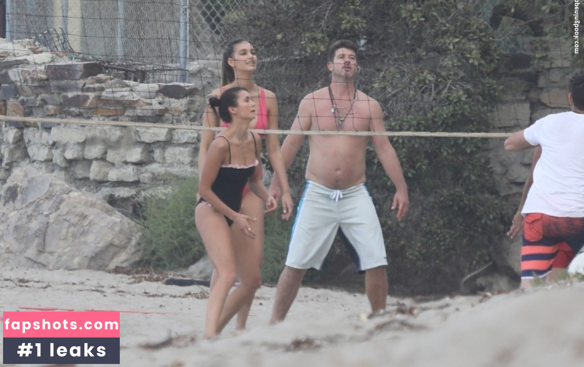 Nina Dobrev gallery photo #2317