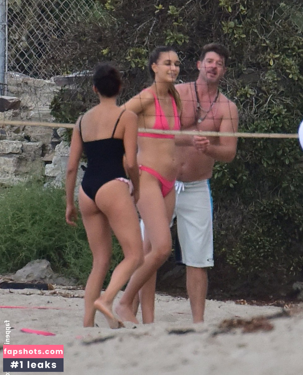 Nina Dobrev gallery photo #2333