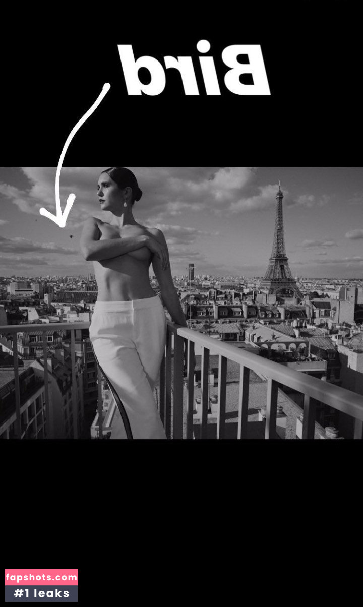 Nina Dobrev gallery photo #2356