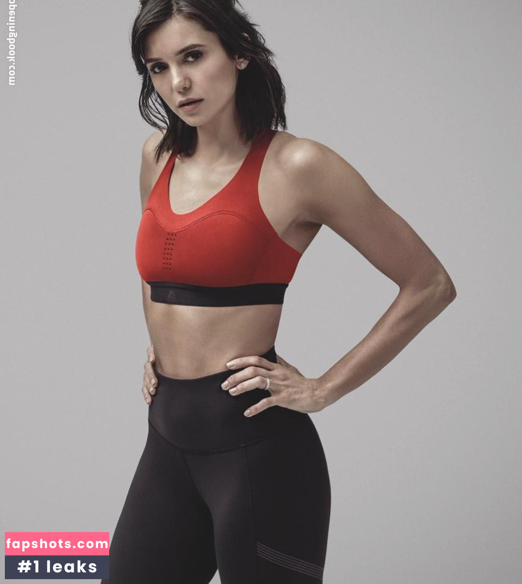 Nina Dobrev gallery photo #2437