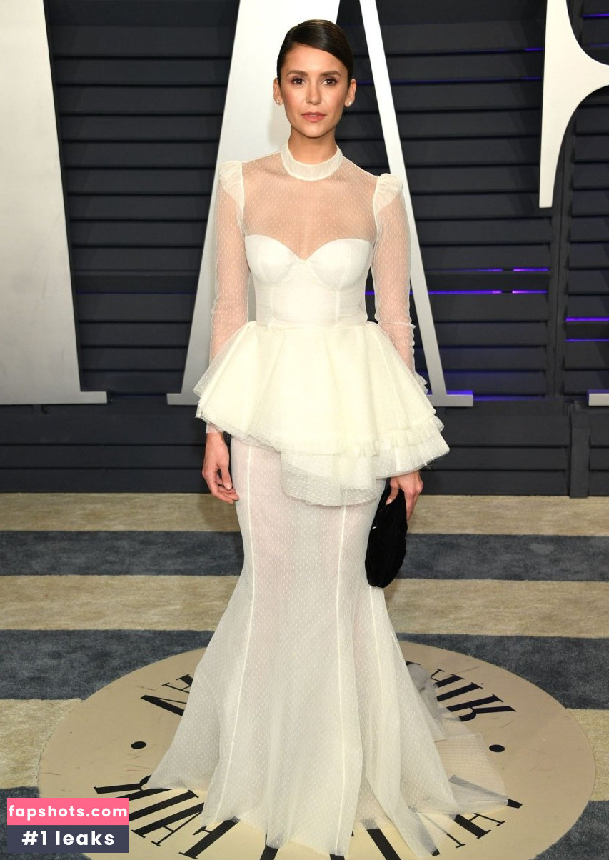 Nina Dobrev gallery photo #2473