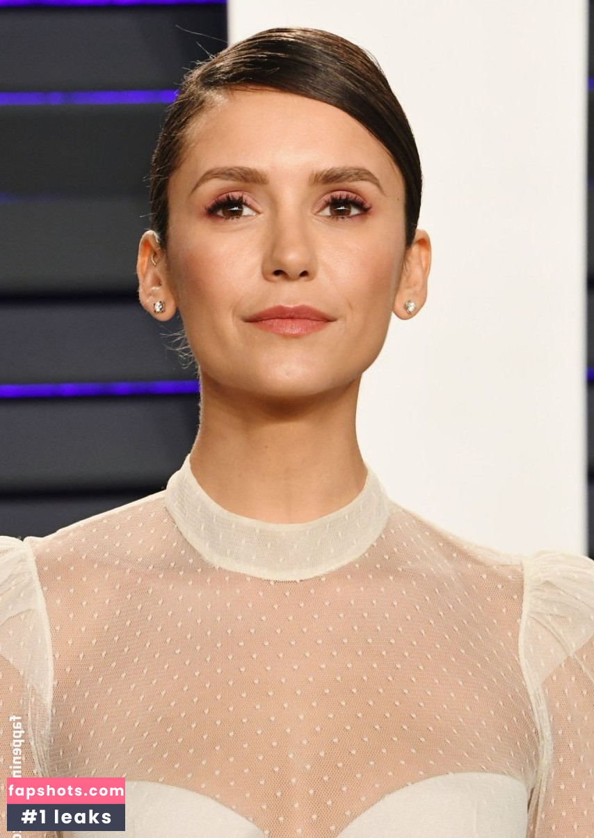 Nina Dobrev gallery photo #2482