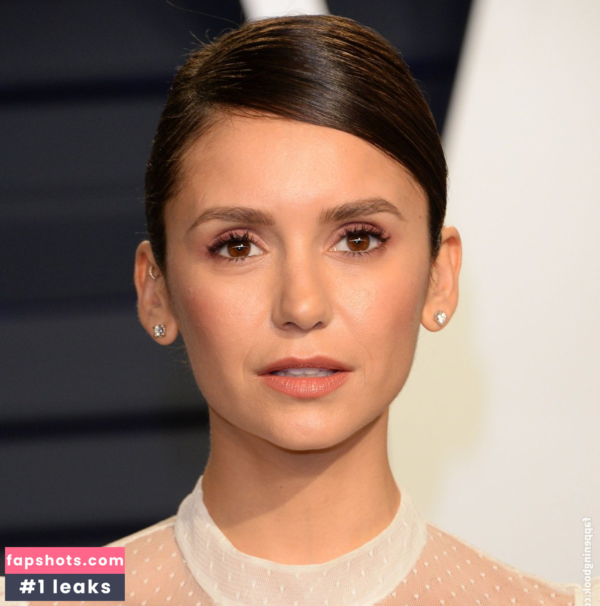 Nina Dobrev gallery photo #2485