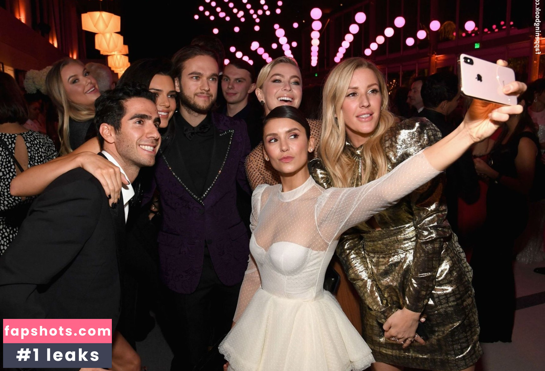 Nina Dobrev gallery photo #2489