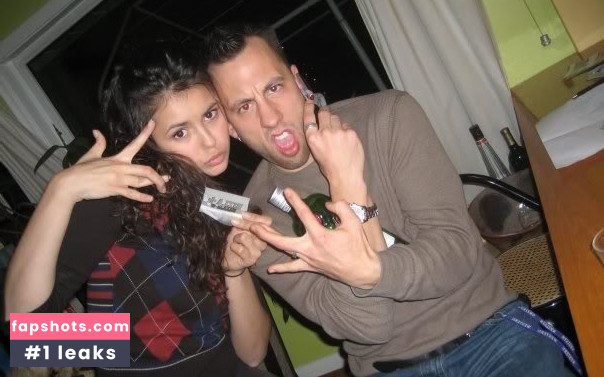 Nina Dobrev gallery photo #2506