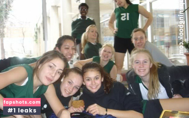 Nina Dobrev gallery photo #2515