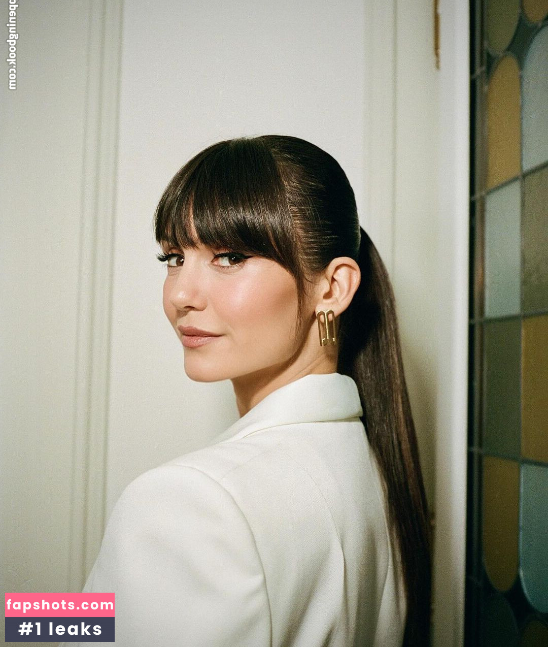 Nina Dobrev gallery photo #263