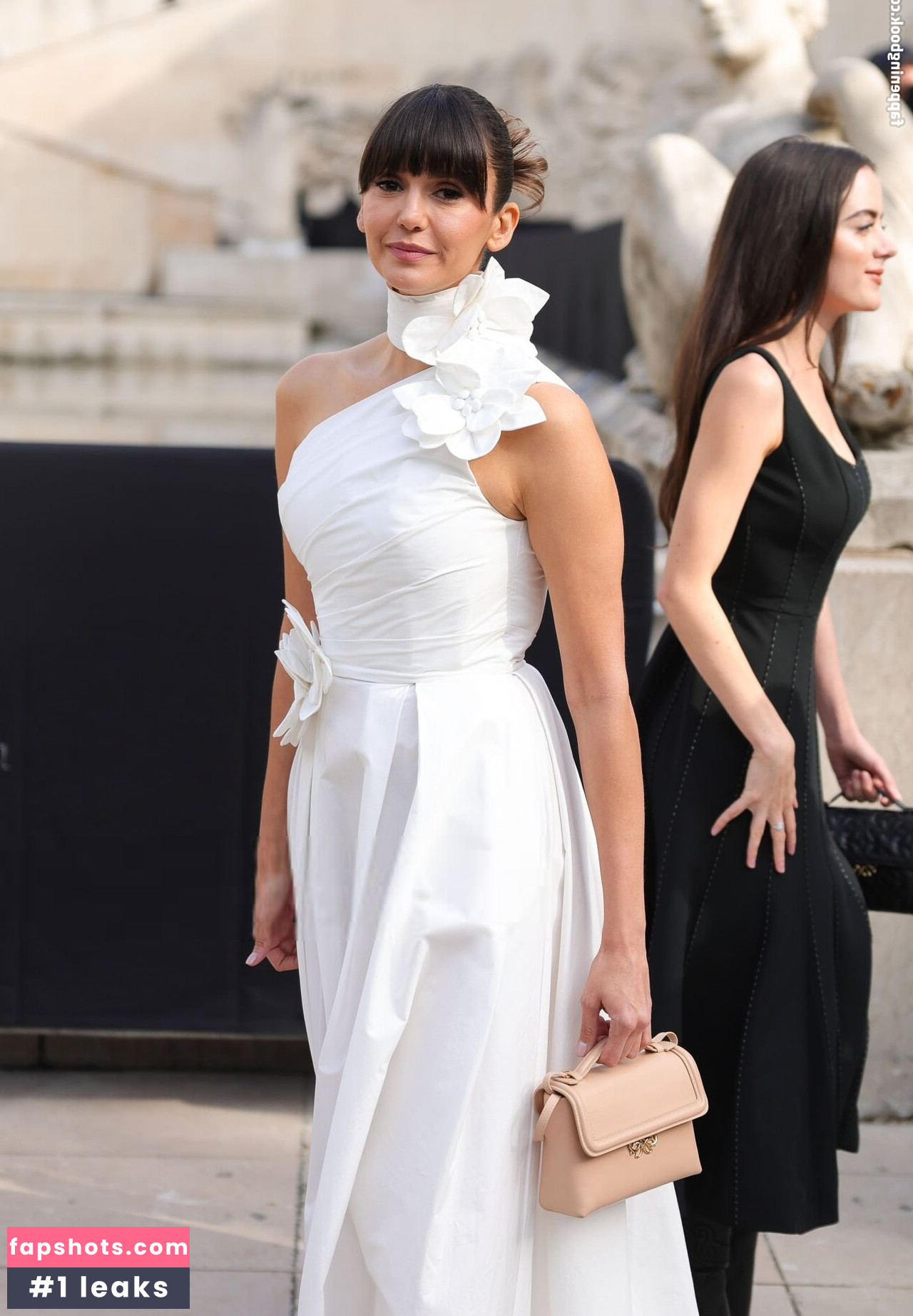 Nina Dobrev gallery photo #278