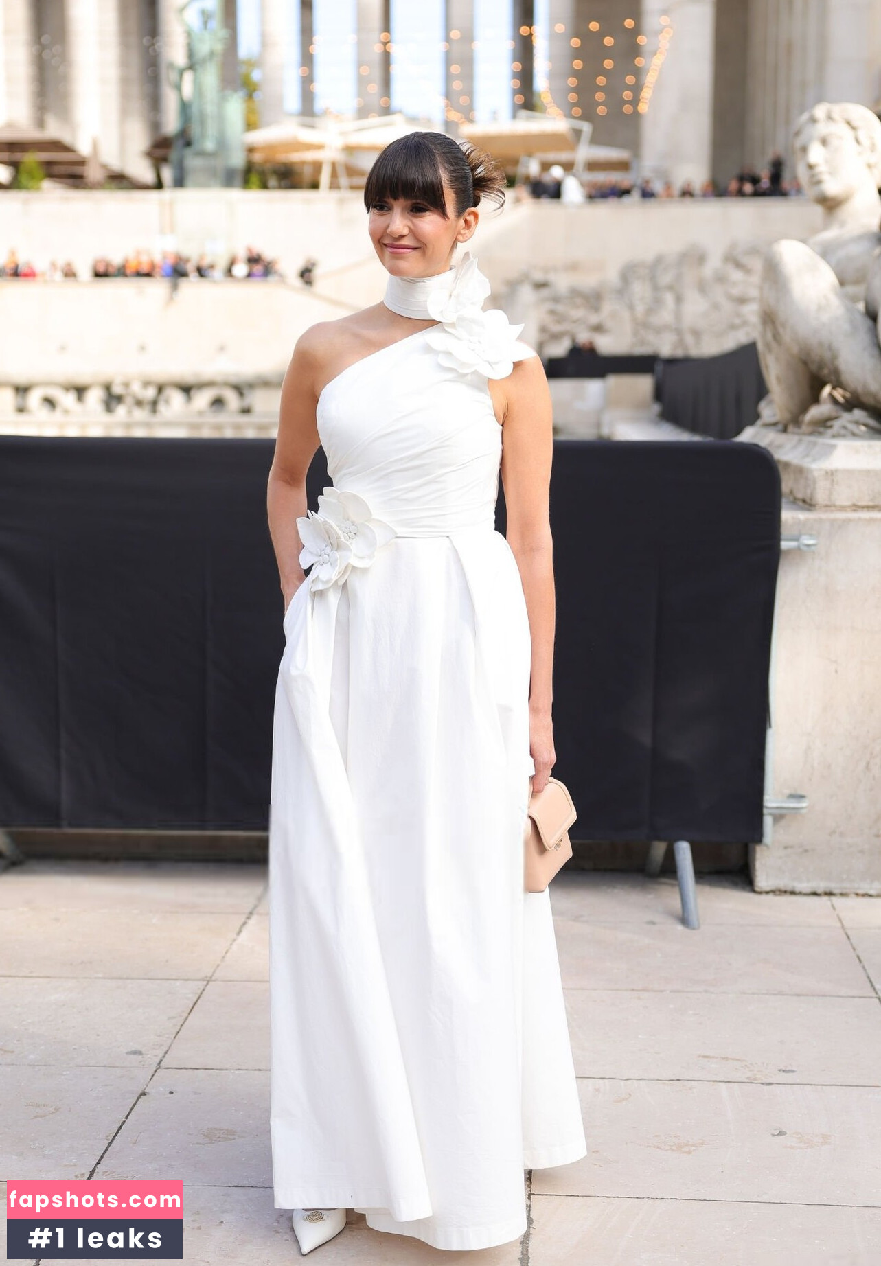 Nina Dobrev gallery photo #290