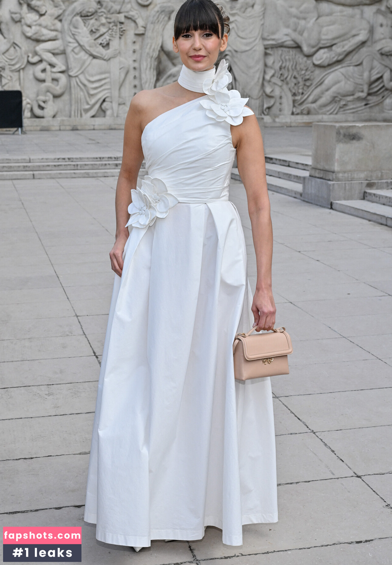 Nina Dobrev gallery photo #292