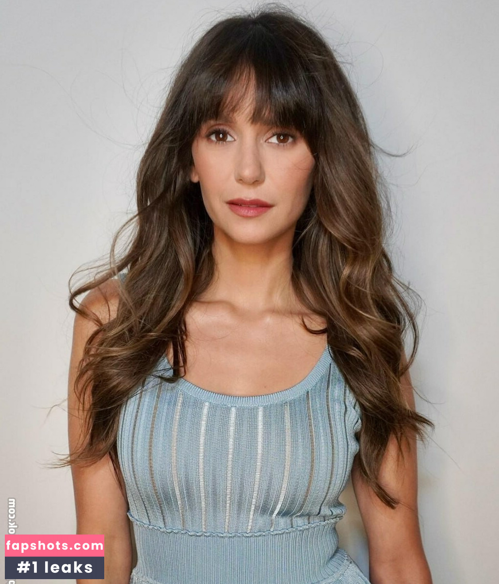 Nina Dobrev gallery photo #492