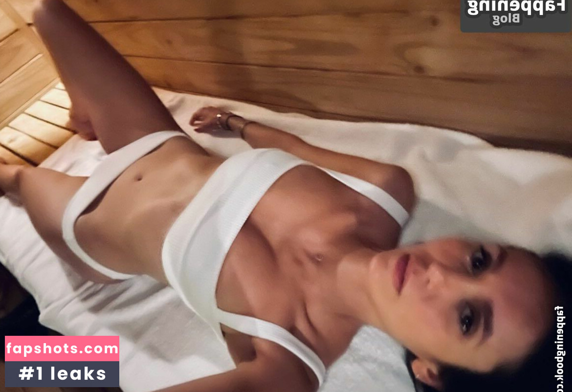 Nina Dobrev gallery photo #545