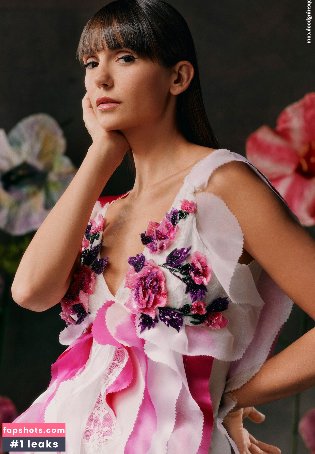 Nina Dobrev gallery photo #607