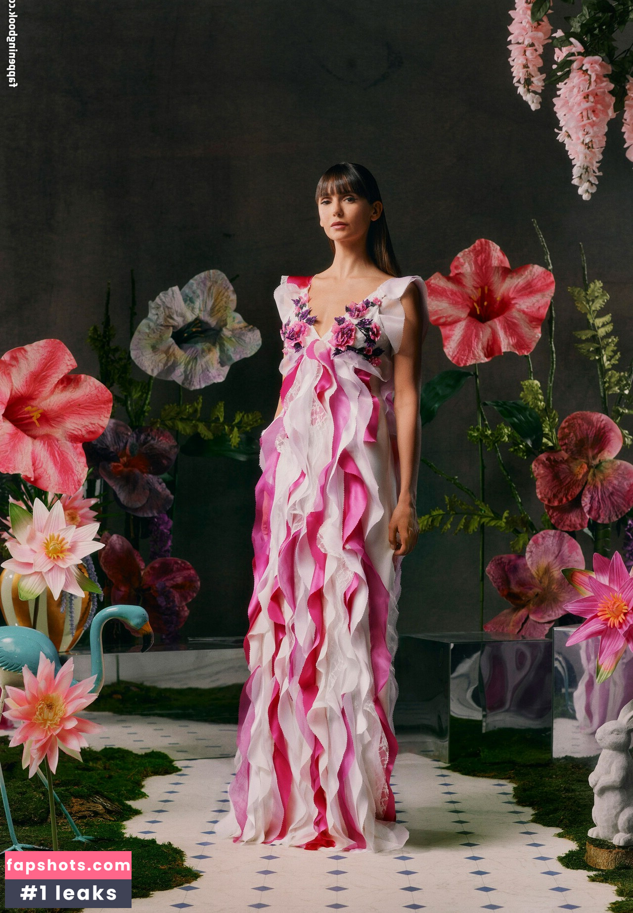 Nina Dobrev gallery photo #608