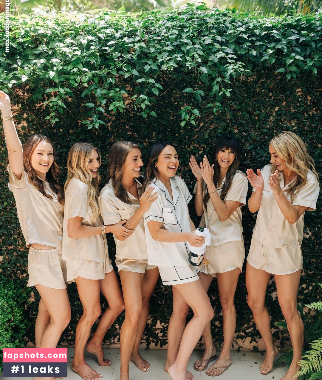 Nina Dobrev gallery photo #615