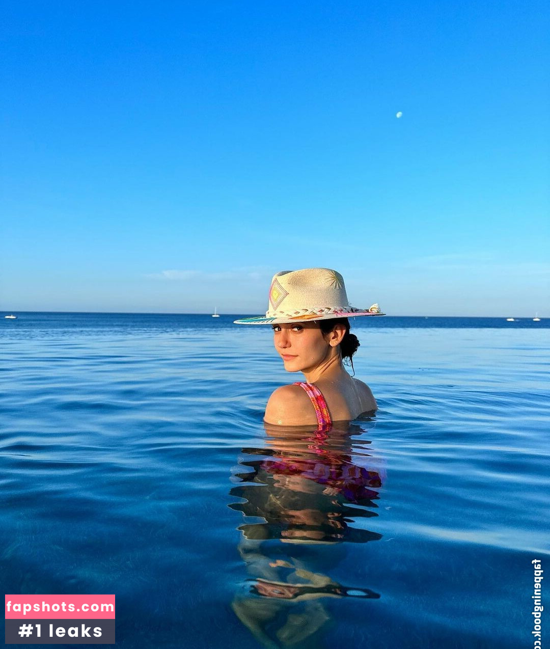 Nina Dobrev gallery photo #632