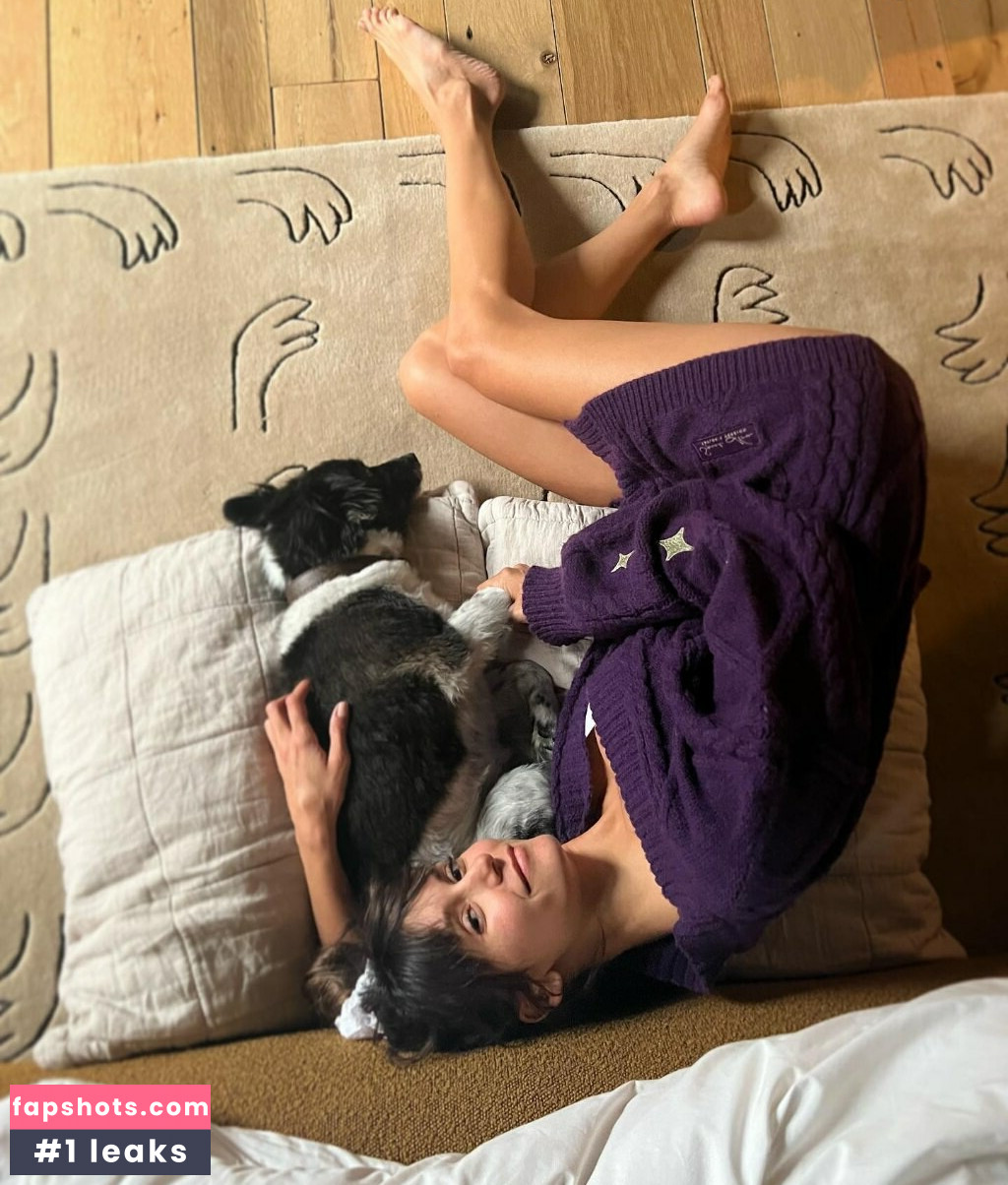 Nina Dobrev gallery photo #642