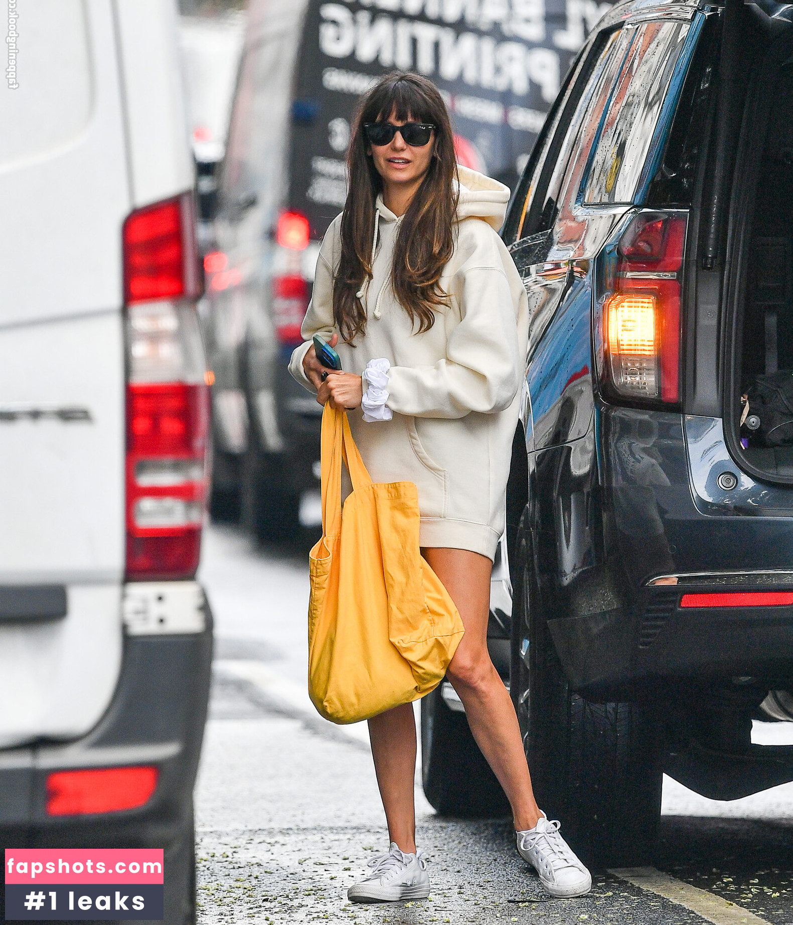 Nina Dobrev gallery photo #687