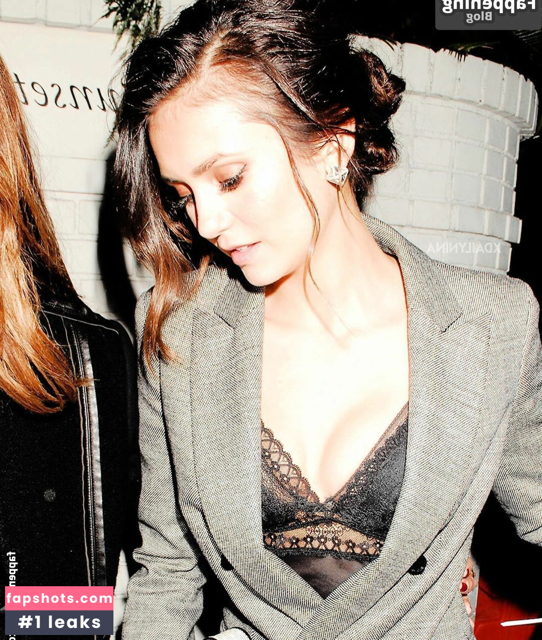 Nina Dobrev gallery photo #710