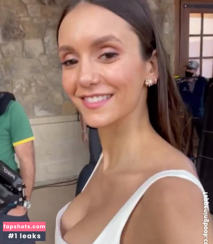 Nina Dobrev gallery photo #723