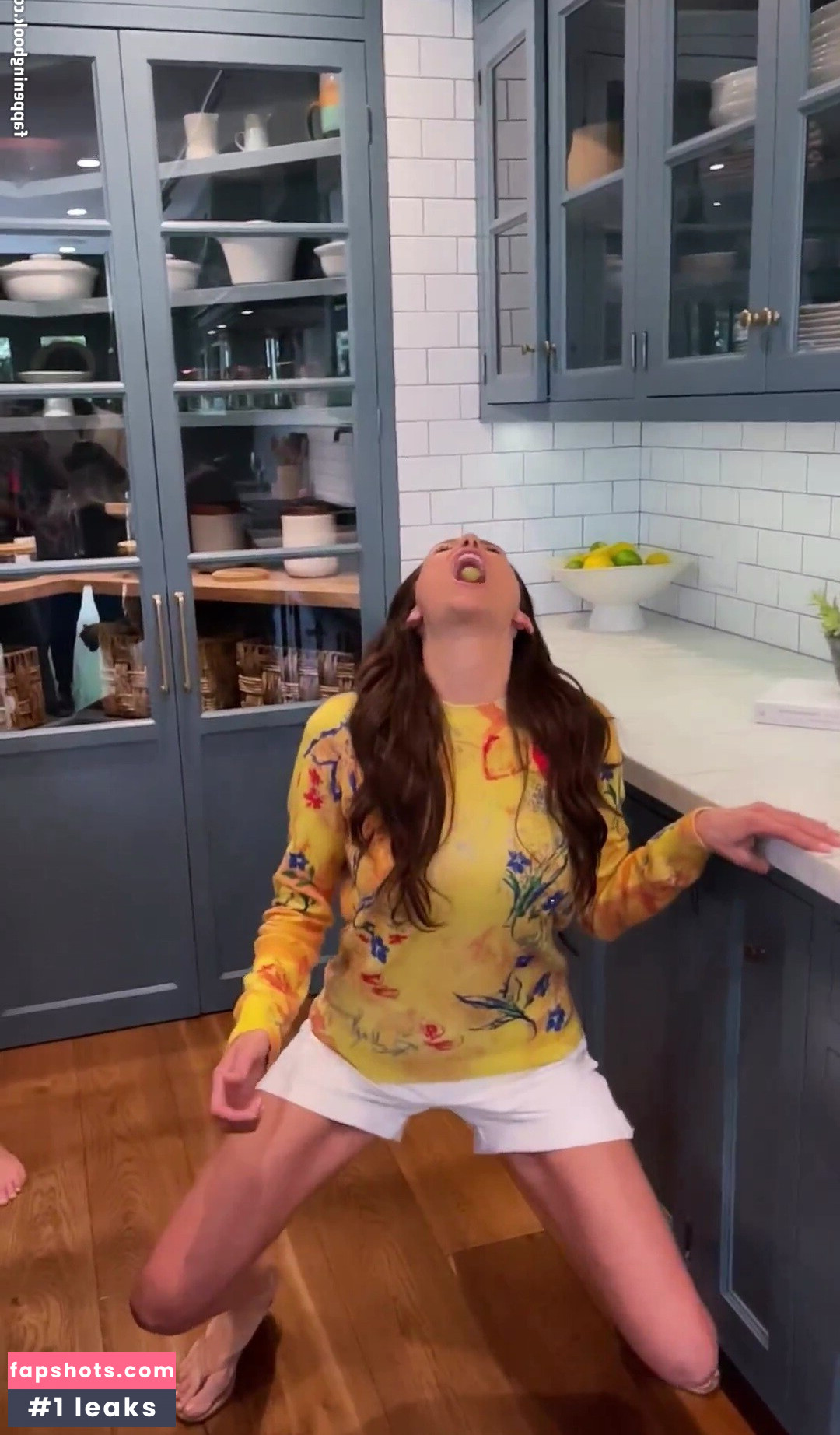 Nina Dobrev gallery photo #809