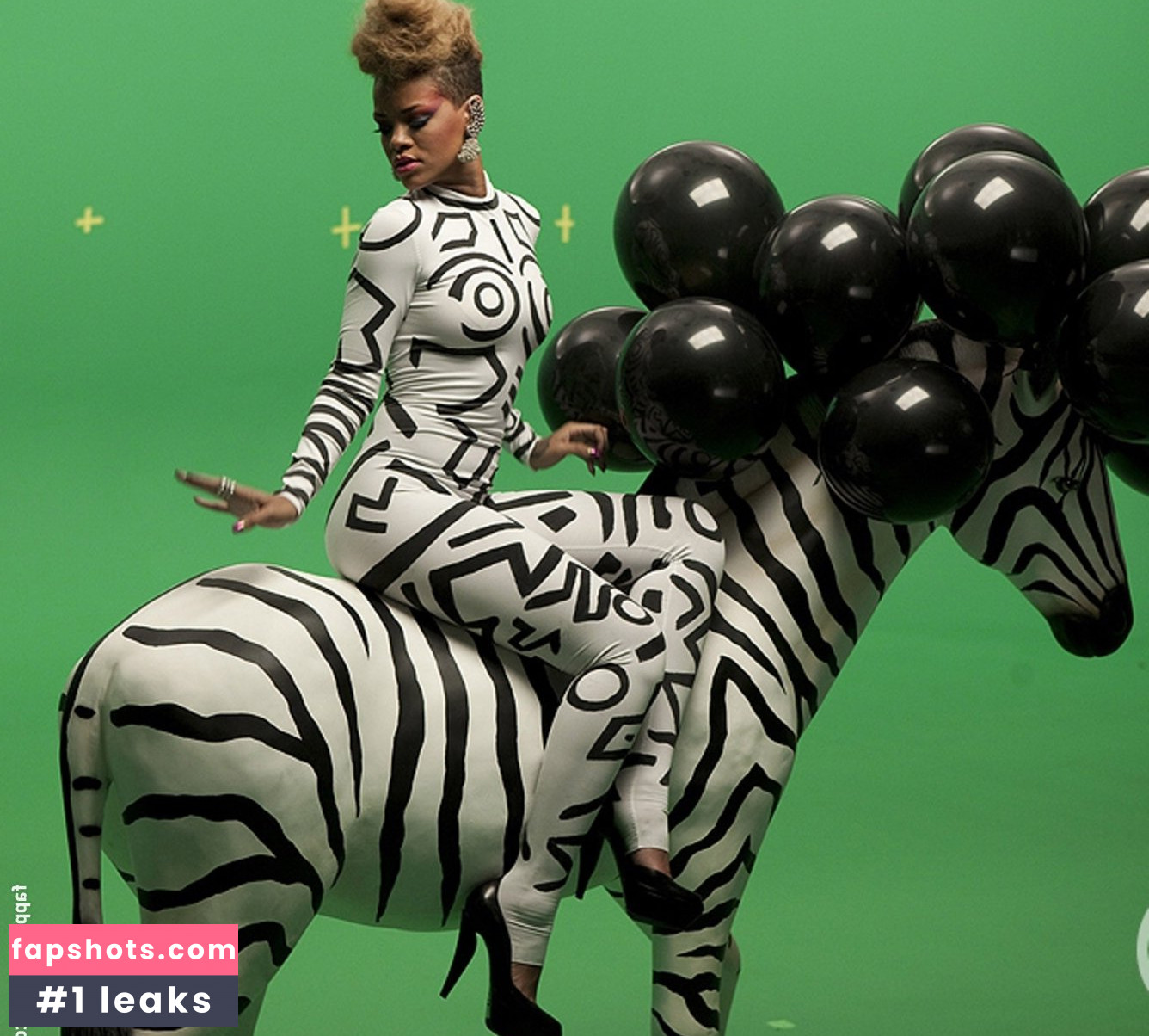 Nina Eichinger gallery photo #58